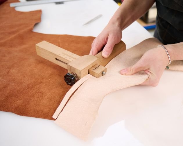 Louis Vuitton Vachetta Leather Replacement – Doria Products