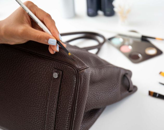 How to Repair Leather Handbags